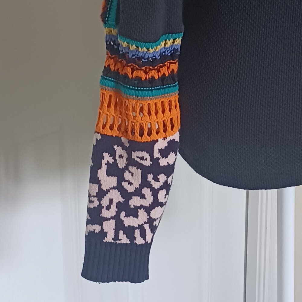 EUC Free People "Switch it Up" Navy Blue Thermal Crochet Knit Top Size Large - Picture 5 of 10